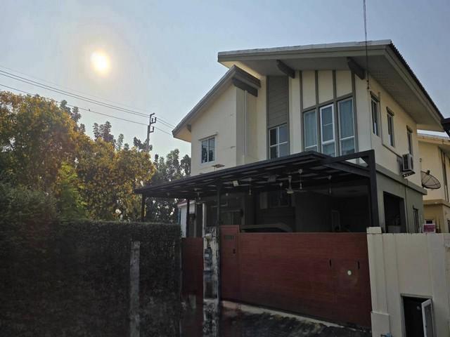 HR 9596 ให้เช่าบ้านเดี่ยว 2 ชั้น หมู่บ้านพฤกษาปูริ ซอยกิ่งแก้ว 37 พร้อมอยู่ ทำเลดี วิวสวนหลังมุม เป็นส่วนตัว ใกล้สนามบินสุวรรณภูมิ