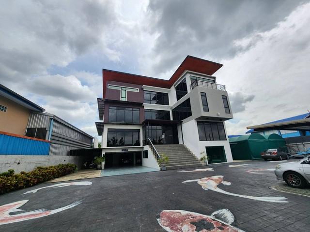 HS 1838 ขายอาคารสำนักงาน 4 ชั้น ถนนสุขาภิบาล5 บางเขน จอดรถกว่า 20 คัน พร้อมลิฟท์