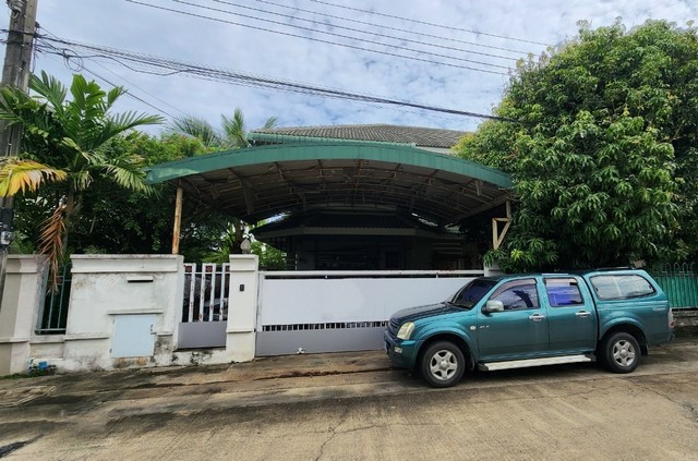 ขายบ้านเดี่ยว โครงการ ศุภวรรณ 5 เขตบางแค กรุงเทพ ห่างจาก เดอะมอลล์บางแค เพียง 1.1 กม. 