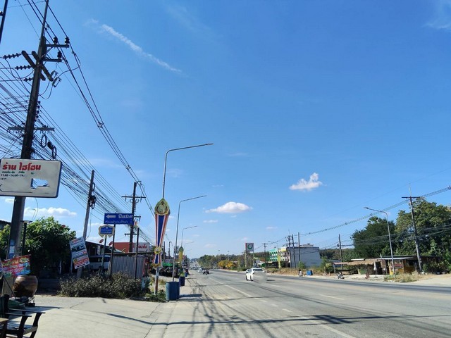 ที่ดินเปล่า ใกล้ โลตัส นิคมพัฒนา ระยอง ใกล้ ห้าง ตลาด เซเว่นหน้าปากซอย 