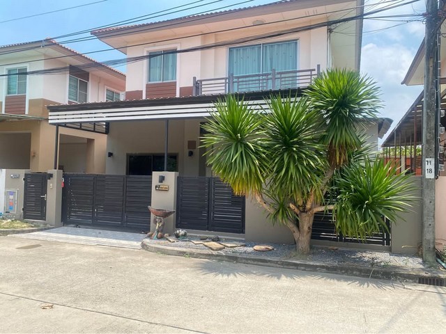 ให้เช่าบ้านเดี่ยว2ชั้น  ใกล้เซ็นทรัลบางนา ,บิ๊กซีบางนา, เมกาบางนา  หมู่บ้านเอโทล มัลดิฟส์ปาล์ม