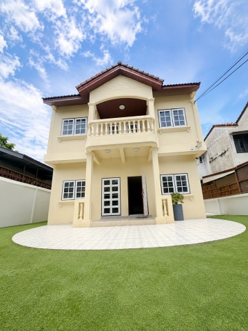 บ้านเดี่ยวใหญ่ให้เช่า 5นอน รามคำแหง 30-40 MRTรพ.รามคำแหง 550ม. 5น้ำ 103ตร.ว. 412ตร.ม.