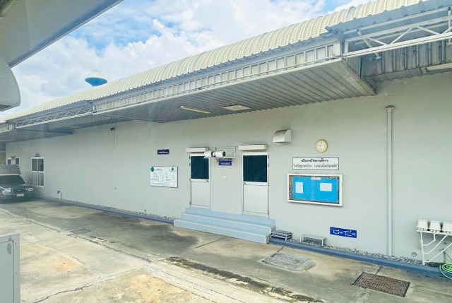 ปากจั่น นครหลวง จ.อยุธยา อาคาร Clean Room ห้องปลอดเชื้อ 2 ห้องน้ำ 2 ออฟฟิศ ที่ดิน 2 ไร่  1140 ตร.ม.