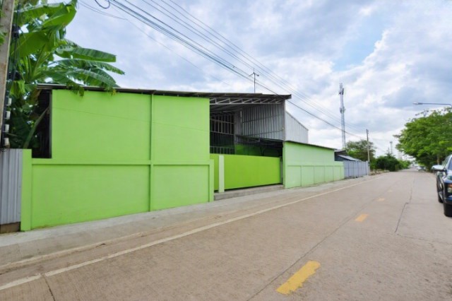 วงแหวนรอบนอก270ม. สวนสาธารณะบึงคำพร้อย โกดังโรงงาน 800 ตร.ม. 2 ห้องน้ำ 4 ออฟฟิศ ด่านเก็บเงินธัญบุรี 400ม. ลำลูกกา คลอง 4