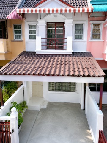 ทำเลบางนา-ตราด กม.26 16 ตร.ว. ทาวน์เฮาส์ 2 ชั้น ABACบางนา 2.71กม. เมกาโฮม & โฮมโปร บางนา-ตราด  130 ตร.ม. 2 นอน 2 น้ำ