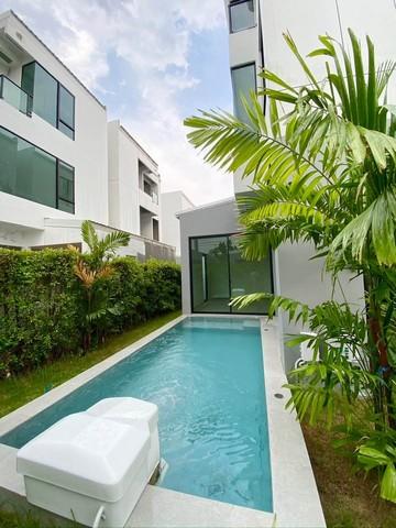 ให้เช่าบ้าน Pool Villa 3 ชั้น 36 ตร.ว. ย่านลาดกระบัง ใกล้โรบินสัน ลาดกระบัง