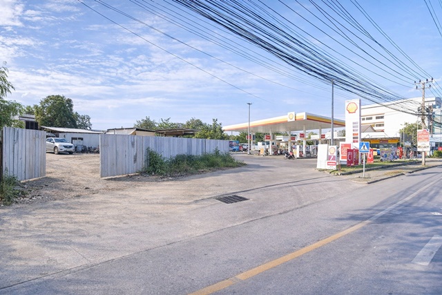 ที่ดินให้เช่าบางพลี 175 ตร.ว. 700 ตร.ม. ตรงข้ามโรงแรมเลอทาน่า ใกล้โรงพยาบาลจุฬารัตน์ 3 อินเตอร์ 200 ม. ดูโฮม เทพารักษ์ 650 ม. ถนนเทพารักษ์