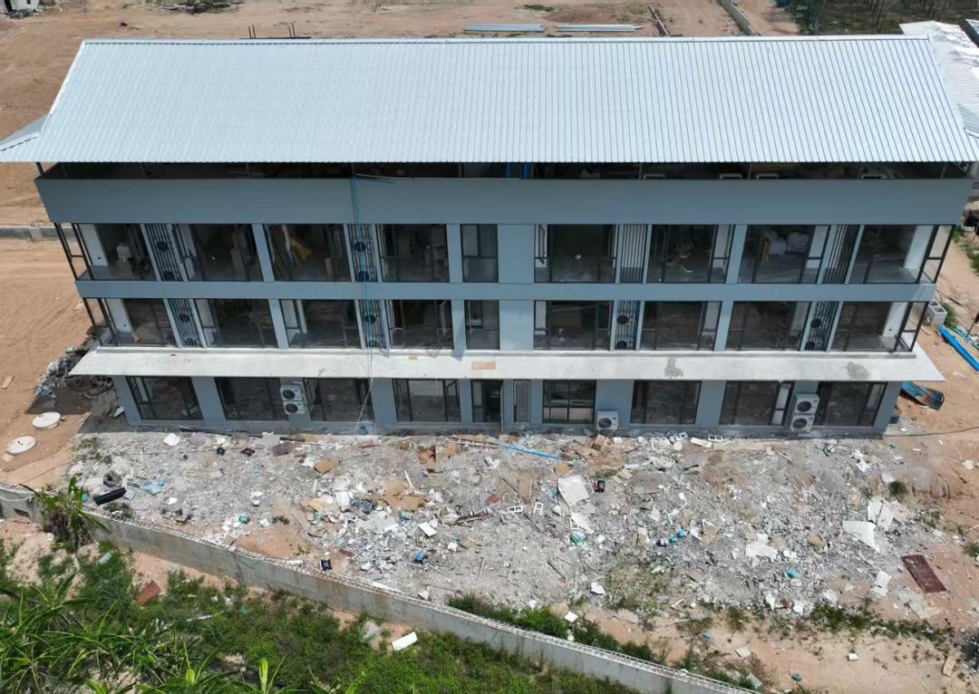 ให้เช่าโรงงาน 2,200 ตร.ม. ตำบลมาบยางพร พื้นที่สีม่วงลาย มีใบอนุญาต รง. 4
