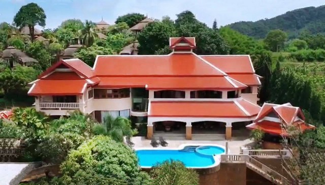 ขาย พูลวิลล่าภูเก็ต Pool Villa Phuket 1 ไร่ 86 ตรว.  ใกล้หาดราไวย์ เมืองภูเก็ต ราคาพิเศษ 35 ล้าน พร้อมอยู่ 