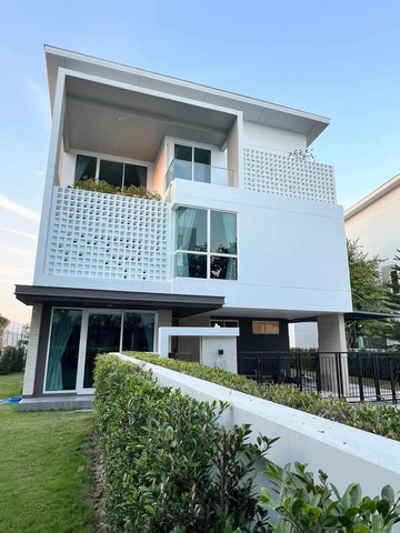 Nirvana ABSOLUTE  Krungthep Kreetha ทำเลศักยภาพ กรุงเทพกรีฑาศรีนครินทร์ พื้นที่ใช้สอย 329 ตร.ม. เนื้อที่ดิน 85 ตร.ว.