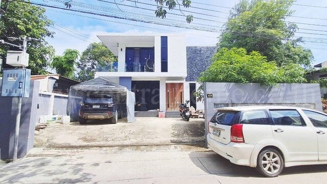 ลดราคา บ้านเดี่ยว 2 ชั้น บ้านสร้างเอง ซอยอ่อนนุช 22 ทำเลดี ราคาถูก