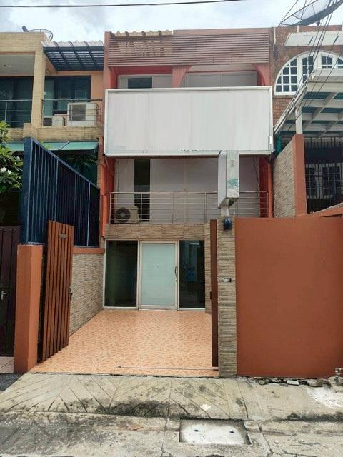 HR 9750 ให้เช่าทาวน์เฮ้าส์ 3 ชั้น 300 ตรม. ตรงข้ามซอย ทองหล่อ 25 ใกล้ BTS ทองหล่อ ใกล้ดองกิมอลล์ ทองหล่อ