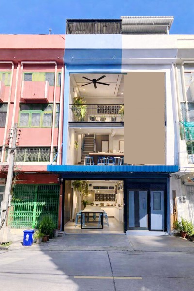 ม.เกษตร ใกล้ BTS เสนา 382 ม. เมเจอร์ รัชโยธิน 702ม. อาคาร 4ชั้น 7นอน รัชดาภิเษก พหลโยธิน 33-41 5น้ำ