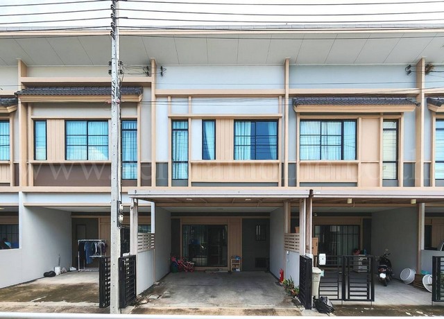 ให้เช่า ทาวน์โฮม สิริ เพลส วงแหวน - ลำลูกกา ปทุมธานี ราคาถูก