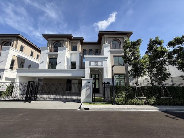 ขายบ้านเดี่ยว3ชั้น134.5ตร.ว.โครงการCINQ ROYAL The Eighteen บางนากม.7 คฤหาสน์ระดับUltra Luxuryพร้อมลิฟต์ส่วนตัว