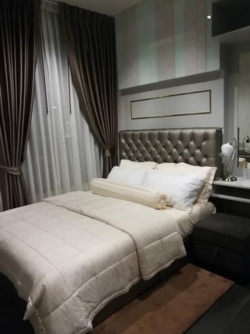 Edge Sukhumvit 23 comfortable quiet private 12th floor BTS Asoke