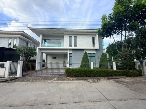 ขาย ให้เช่า บ้านเดี่ยว แปลงมุม Perfect Place  สุขุมวิท77 62.2 ตร.ว. 3 ห้องนอน 5 ห้องน้ำ ติดโรบินสัน 10 นาทีถึงมอเตอร์เวย์