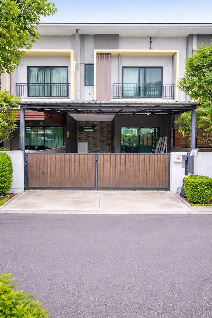 เทิดราชัน-ดอนเมือง รร.พระหฤทัยดอนเมือง 900 ม. 19ตร.ว. แอร์3 หลังสุดท้ายในโครงการ ทาวน์โฮม 2ชั้น 3นอน152ตร.ม. ใกล้ตลาดใหม่ดอนเมือง 1.5 กม.