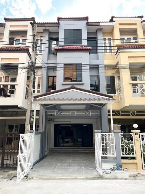 ให้เช่าทาวน์โฮม 3 ชั้น 200 ตร.ม. ซอยรามอินทรา 34 เลียบทางด่วนรามอินทรา (รีโนเวทใหม่)