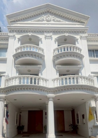 ขายทาวน์โฮมหรู Town Avenue Signature สุขุมวิท 79 หมู่บ้านสุขุมวิท การ์เด้น ซิตี้