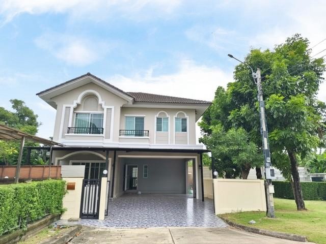 ขาย บ้านเดี่ยวภัสสร เพรสทีจแปลงริมติดสวน  บ้านไม่ต้องซ่อม 3 ห้องนอน 3 ห้องน้ำ 89.6 ตารางวา ตกแต่งสวย 5 นาทีถึงมอเตอร์เวย์