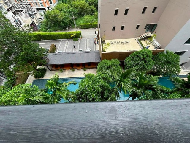 ให้เช่าเพียง 11,000 บาท/เดือน 35 ตรม. The Issara Condo #วิวสระว่ายน้ำ #ใกล้เซ็นทรัลเฟสติวัล คอนโดพร้อมอยู่ ทำเลศักยภาพ เดินทางสะดวก