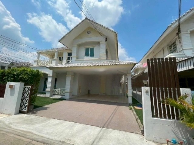 ขาย-ให้เช่าบ้านสวนราชา ถนนรามอินทรา14 มี 4 นอน 3 น้ำ ตกแต่งสวยเฟอร์ครบเพียง 11.5ล้าน เช่า65000บาท/เดือน
