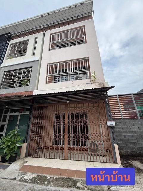 ให้เช่าอาคารพาณิชย์ 3 ชั้น 19 ตร.ว. ถ.พระราม 3 ซ. 17 ทำเลดี ปรับปรุงใหม่ ใกล้ Terminal 21