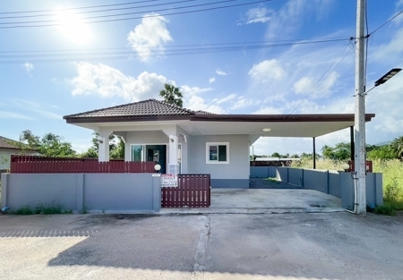 Single house for sale in Na Muang zone Near the Koh Samui Government Center.