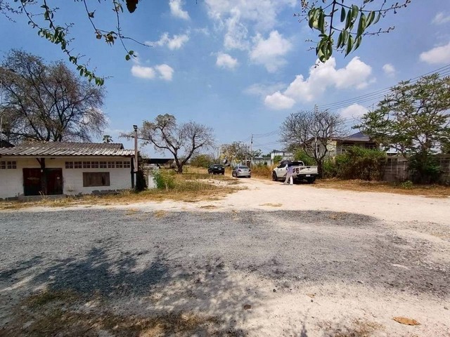 ให้เช่าที่ดินเมืองชลบุรี ให้เช่า ที่ดินเปล่า โฉนด 4 ไร่ หลังโฮมโปร ชลบุรี ราคาเหมา 80,000/ เดือน