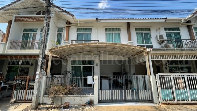 ลดด่วน ทาวน์เฮ้าส์ บ้านเปี่ยมสุข รัตนาธิเบศร์ - วัดสวนแก้ว หน้าบ้านไม่ชนใคร