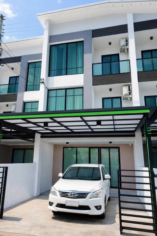 พุทธมณฑลสาย 5 บางกระทึก ให้เช่าโฮมออฟฟิศใหม่ 3 ชั้น 3นอน 3น้ำ ใกล้รพ.สต.บางกระทึก 550 ม.