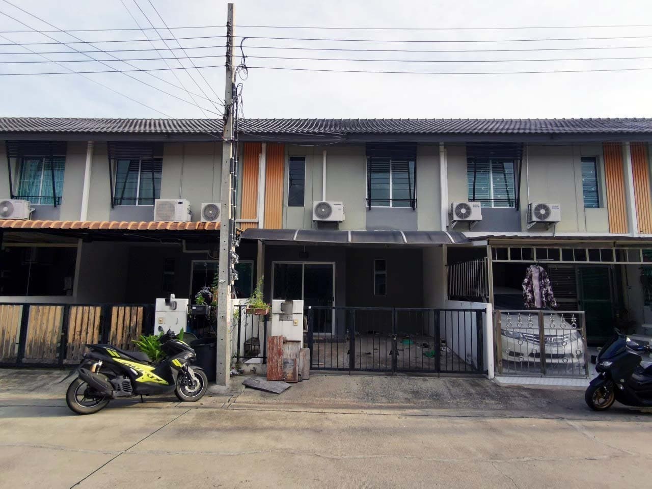 ขาย ทาวน์เฮ้าส์ พฤกษา ศรีนครินทร์-บางนา 87/2   อำเภอ บางพลี สมุทรปราการ