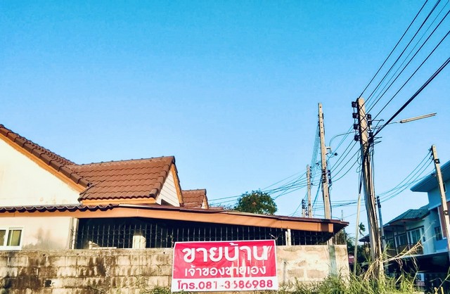 ขายบ้านมือสองหัวหิน ทาวน์เฮ้าส์แปลงมุม สภาพใหม่ ซอยหัวหิน 56 ประจวบคีรีขันธ์