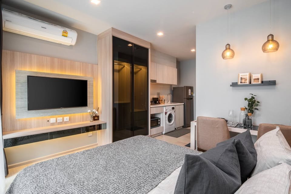 Life One Wireless Convenient Comfortable Clean 38th Floor BTS PloenChit