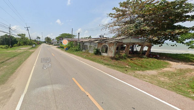 ที่ดิน ที่ดินใกล้ทะเล ท่าใหม่ จันทบุรี 28000000 บาท  area 0 ตร.วา 2 งาน 4 Rai ใกล้กับ ห่างชายทะเลเพียงถนนคั่นประมาณ 50 ม.  บรรยากาศดี จันทบุรี   