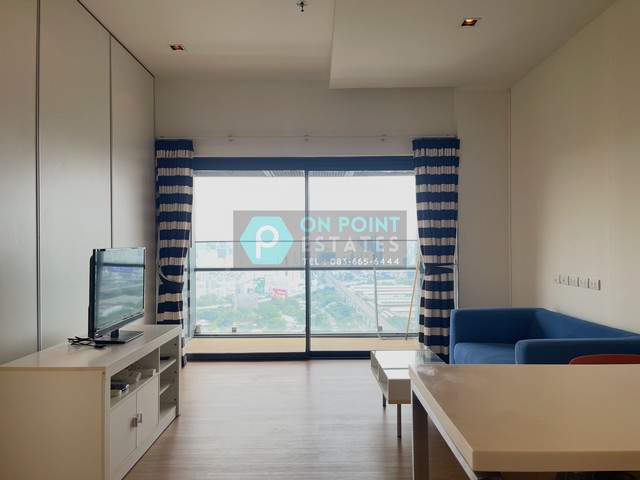 Circle Living Prototype 1 Bedroom 1 Bathroom for Rent (A2332)