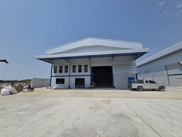 ให้เช่าโกดัง ที่ดิน 1 ไร่ โกดัง 720 ตารางเมตรใบ รง ได้   ซอย หลังป้อมคลองเก้า ถนน.บางพลี - ตำหรุ สมุทรปราการ