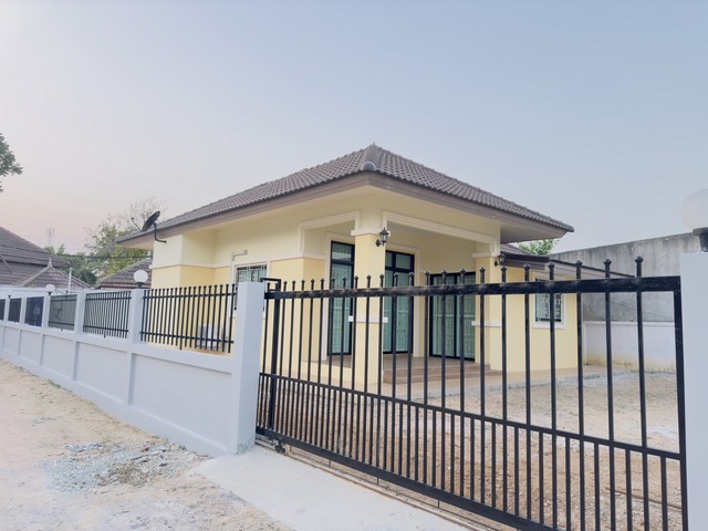 ให้เช่าบ้าน 15,000 บาท/เดือน ซ.พรประภานิมิตร19 (ถ.สยามคันทรีคลับ) ต.หนองปรือ อ.บางละมุง