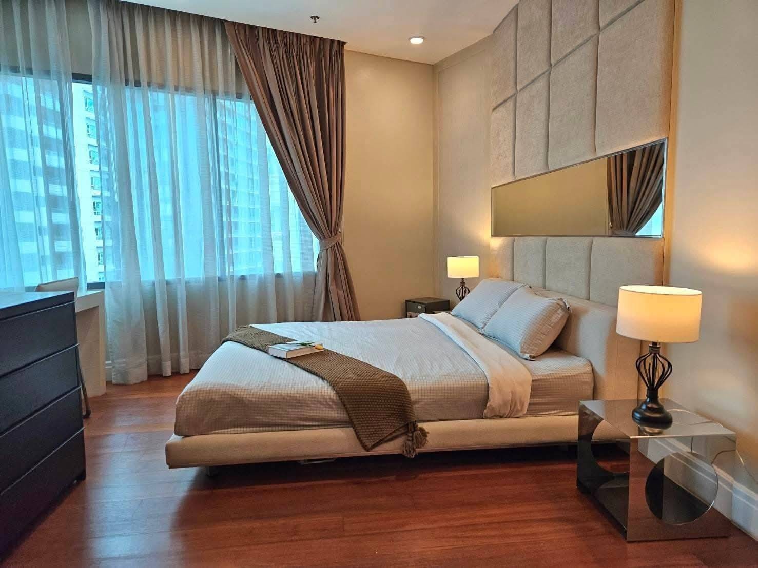 Bright Sukhumvit 24 Clean Quiet Private 11th Floor BTS PhromPhong