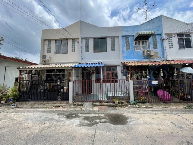 ทาวน์เฮ้าส์ หมู่บ้านเจริญชัย 4 บ้านพร้อมอยู่ ราคาถูก APL ลาดกระบัง