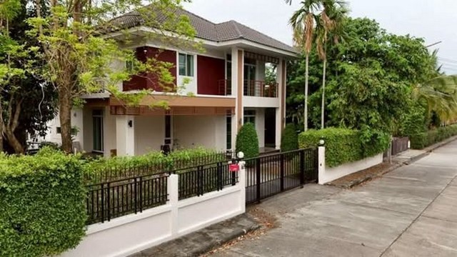 บ้านเดี่ยวสุดหรู ขายด่วน หลังใหญ่ ฟังก์ชันครบ สันผีเสื้อ