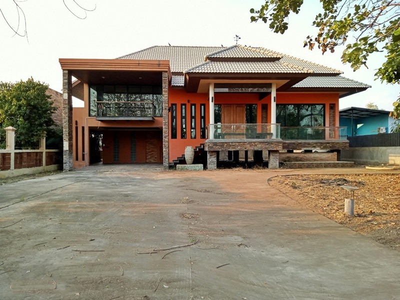 ขายบ้านพร้อมที่ดิน   พัฒนานิคม  ลพบุรี (PAP-8-0041)