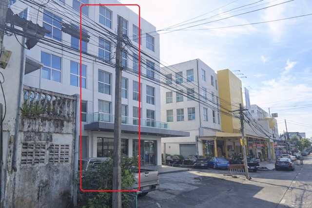 อาคารพาณิชย์ให้เช่า 1-2นอน 2 ห้องน้ำ เดอะมอลล์ บางกะปิ ใกล้แฮปปี้แลนด์300 ม. 15 ตร.ว. 210 ตร.ม. 800ม. MRTลำสาลี 900 ม. ถนนลาดพร้าว 117-121 