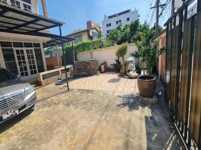 ให้เช่าบ้านเดี่ยว 2 ชั้น 50 ตร.ว. ซอยลาดพร้าว 29 ใกล้ศาลรัชดา ใกล้ MRT ลาดพร้าว