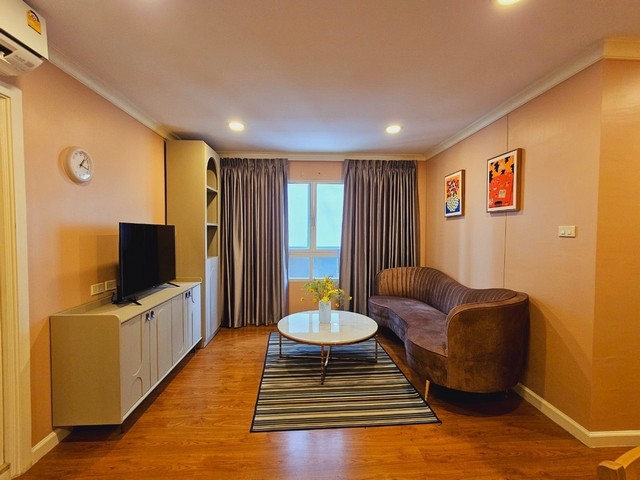 >>Condo For Rent "Lumpini Suite Sukhumvit 41" -- 2 Bedrooms 60 Sq.m. 30,000 Baht -- Condo ready to move in , close to the BTS!