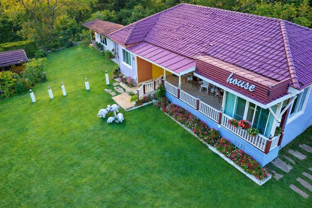 บรรยากาศ เงียบสงบ ร่มรื่น วิวภูเขา บ้านพัก เขาใหญ่ วัดลำทองหลาง 1.9 กม.โลตัส ปากช่อง ฟาร์มโชคชัย ทองสมบูรณ์ 7 กม.180 ตร.ม. 2 นอน 2 น้ำ 