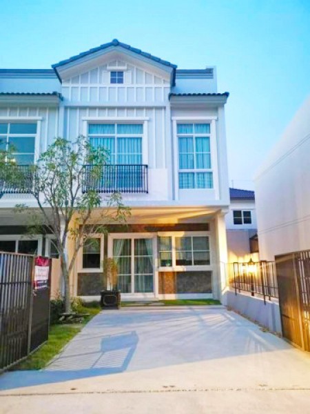 บางนา-รามคำแหง2ให้เช่าทาวน์โฮม2ชั้น 2นอน3น้ำ เมกาบางนา950ม. 20ตร.ว. 90 ตร.ม.เฟอร์ครบพร้อมเข้าอยู่แอร์3อินดี้