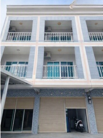 ตาก ให้เช่า ตึกแถว 3ชั้น 3 นอน 3น้ำ พร้อมแอร์ สนามบินแม่สอด 3.6กม. 20 ตร.วา. โรบินสันแม่สอด 1.1 กม.