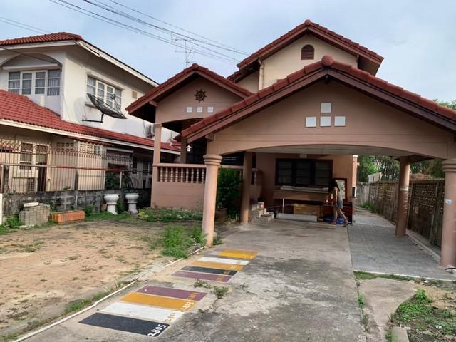 ให้เช่าบ้านเดี่ยว2ชั้น97ตร.วหลังใหญ่ซอยรามอินทรา77ใกล้รถไฟฟ้าสายสีชมพู